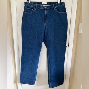 Abercrombie Curve Love 90s High Rise Relaxed Jean